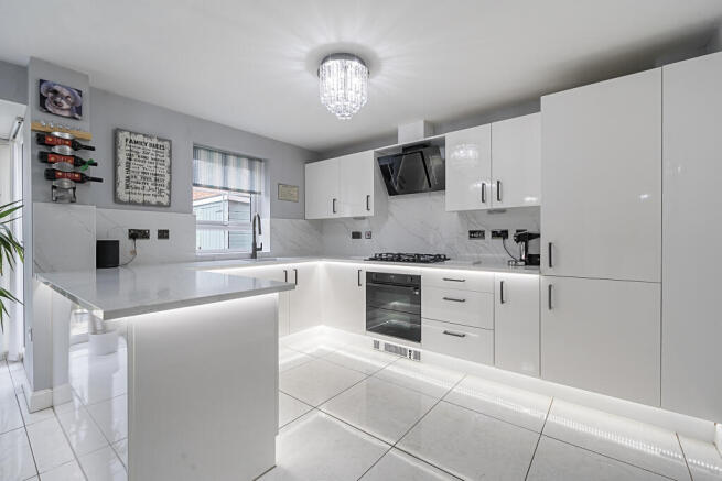 Fairclough Drive, Tarleton, Preston, Lancashire photo 4
