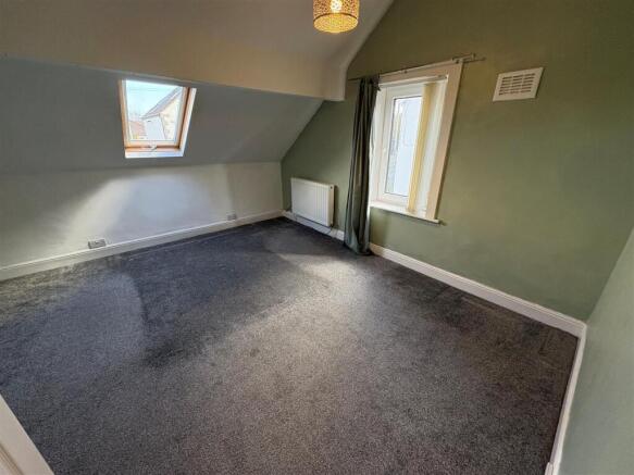 2 bed Semi-Detached for sale Image 10