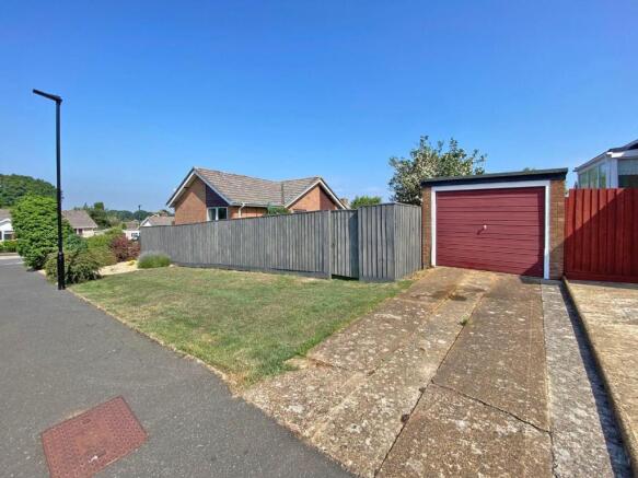 14 Nelson Crescent