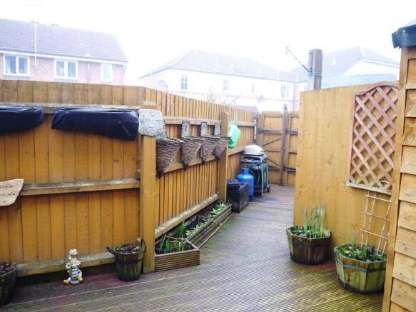 Photo 12