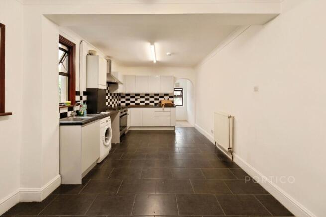 Kitchen 1