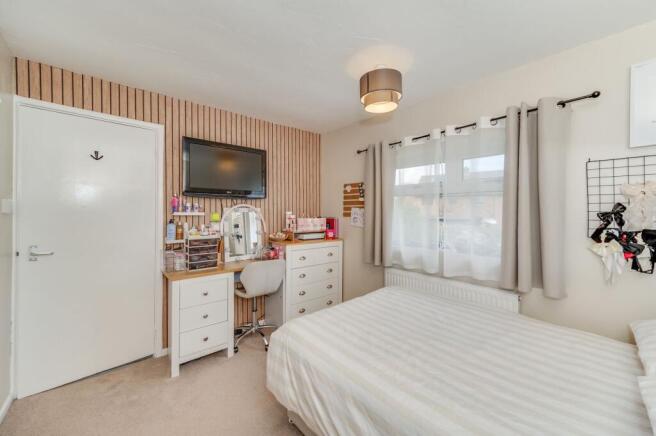 SITTING ROOM DINING ROOM AND KITCHEN