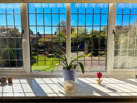 4 bed Detached for sale Image 8