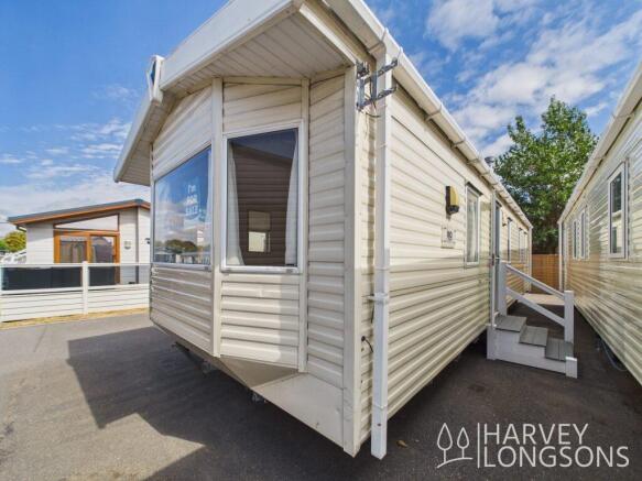 Exterior of Willerby Rio Gold holiday caravan at F