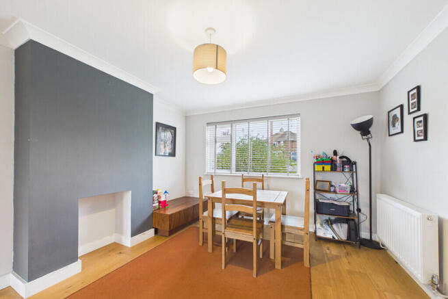 Queens Drive, Halesworth photo 4