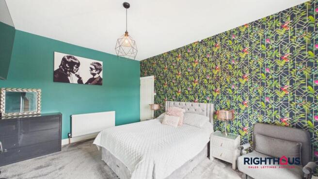 3 bed Terraced for sale Image 4
