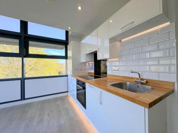 For Sale, Buy - 2 bedroom in Harlow, CM20 - Maxell