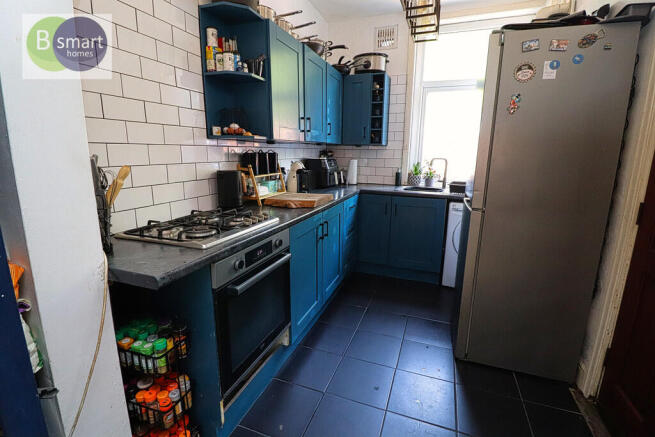 4 bed Terraced for sale Image 5