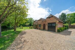 Acre Wood, Dimmocks Lane, Rickmansworth WD3 6AP