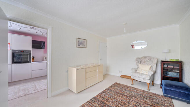 1 bed Flat for sale Image 4