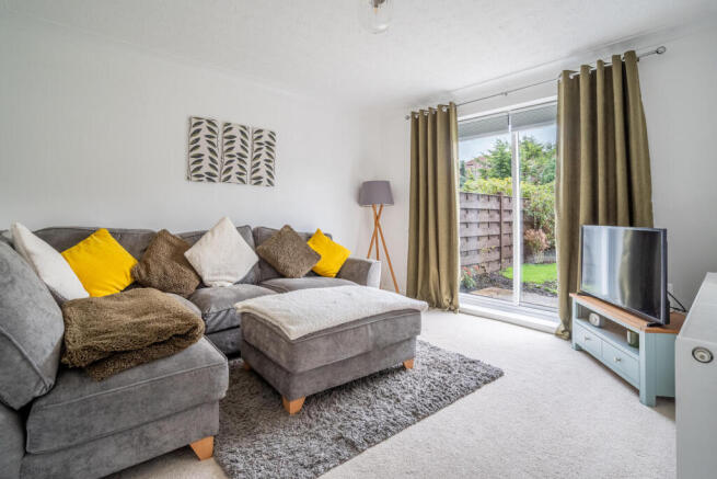 3 bed Semi-Detached for sale Image 3