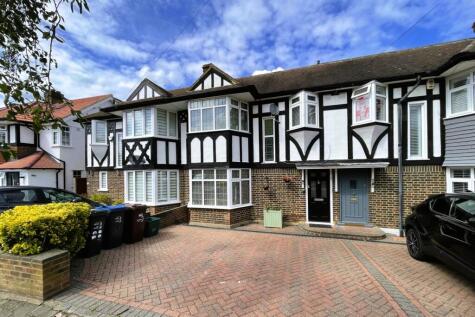 Cardinal Avenue, Morden