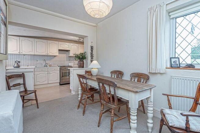 KITCHEN/DINER