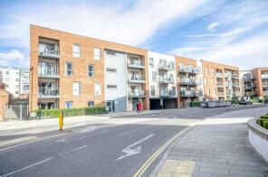 29, Ledbury House, John Thornycroft Road, Southampton SO19 9SY