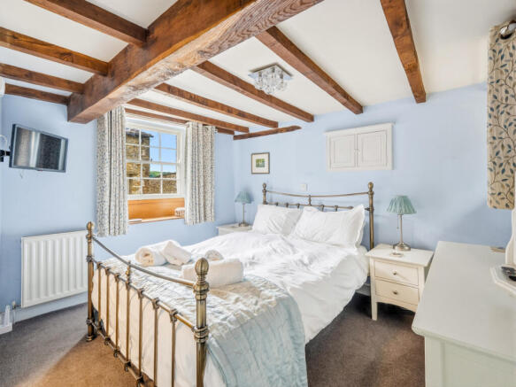 2 bed Detached for sale Image 7