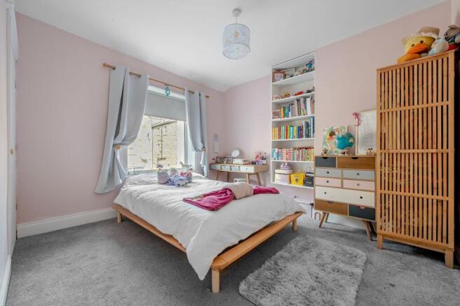 3 bed Semi-Detached for sale Image 10