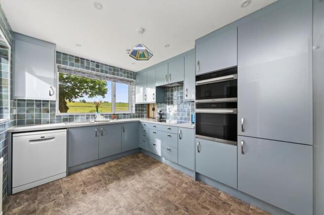 3 bed Detached for sale Image 11