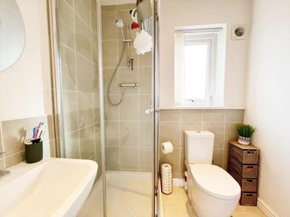 Shower Room.jpg