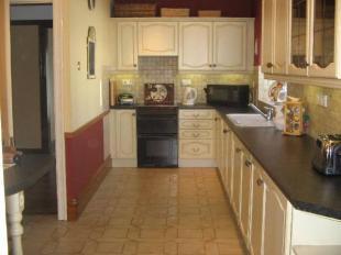 Kitchen main hse