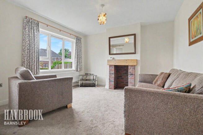 3 bed Semi-Detached for sale Image 5