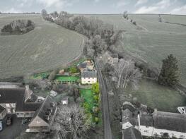 Hillside, Barrack Hill, Aylesbury HP18 0DU