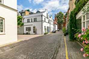 10, Hesper Mews, London SW5 0HH