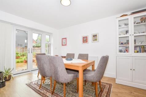 Bella Rosa Drive, Langley, Kent