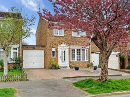 4, The Chine, Littlehampton BN17 6QQ