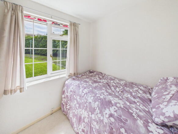 3 bed Semi-Detached Bungalow for sale Image 9