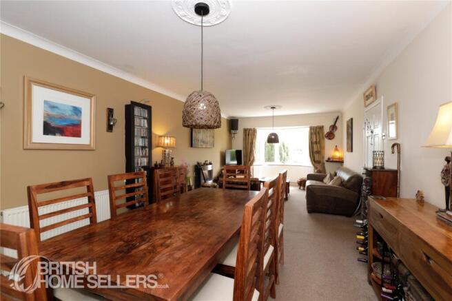 3 bed Bungalow for sale Image 5
