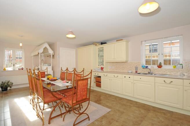 Kitchen/Dining Room