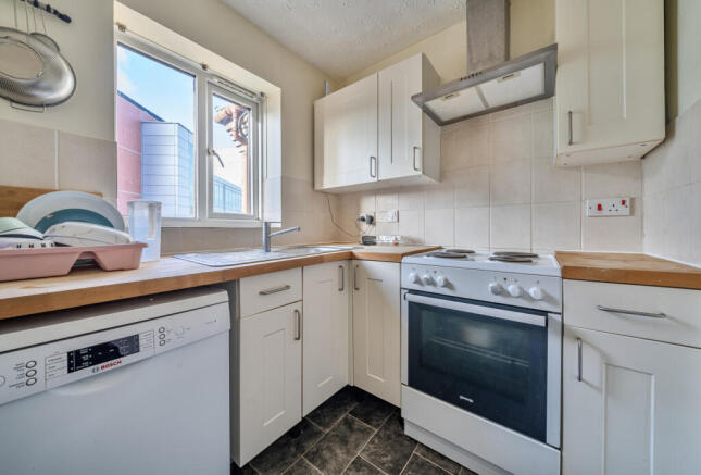 1425618-11-69b193...