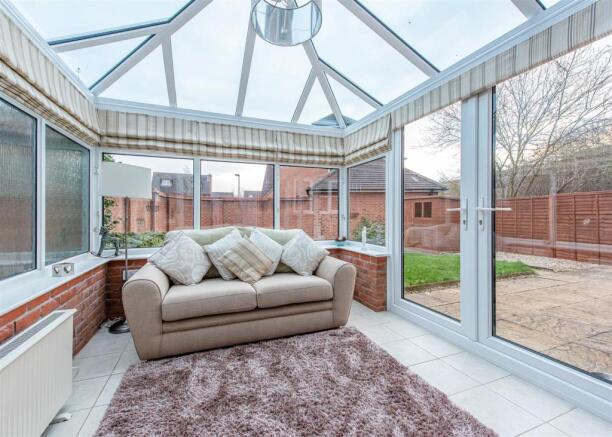36 Old Farm Drive-conservatory.jpg