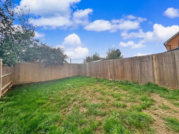 Starling Drive, Peacehaven, BN10 8UU photo 4