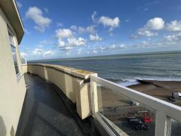 Flat 36, Metropole Court, Royal Parade, Eastbourne BN22 7AX