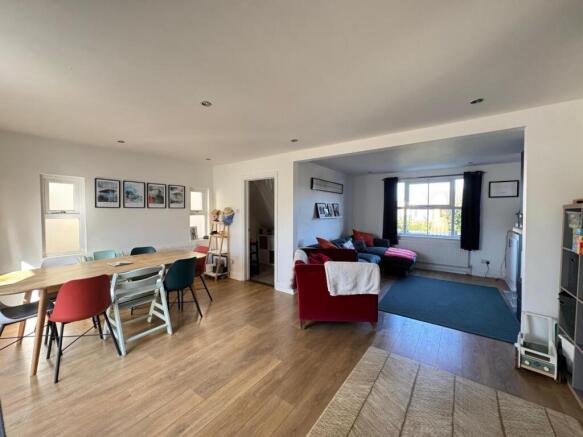 WhatsApp Image 2025-09-29 at 11.36.53_7b13dbc5.jpg