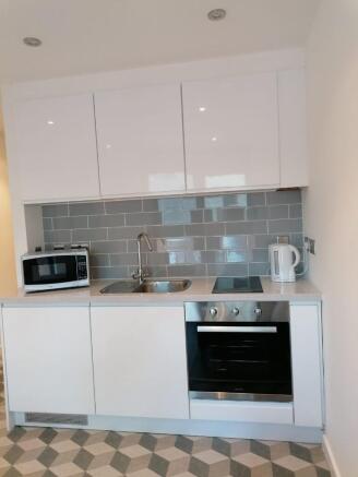 1 bed Apartment to rent Image 10