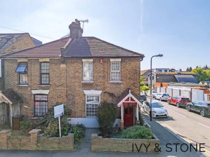 Hale End Road, London, Greater London, E17