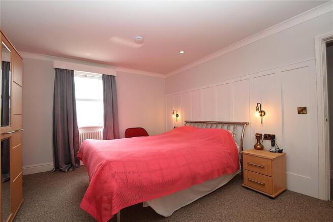 3 bed House for sale Image 11