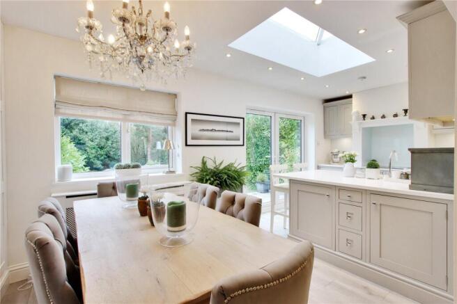 Kitchen/Breakfast Rm