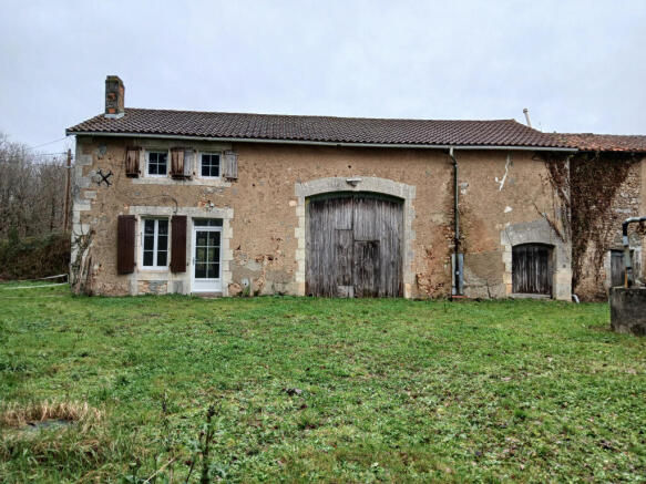 Photo 2