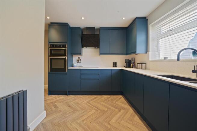 3 bed Detached for sale Image 6