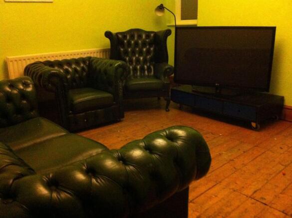 broadfield-road-m14-4wb-1049381