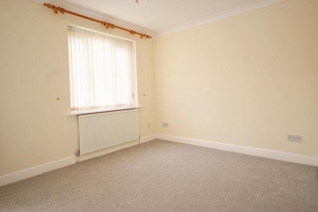 3 bed House to rent Image 9