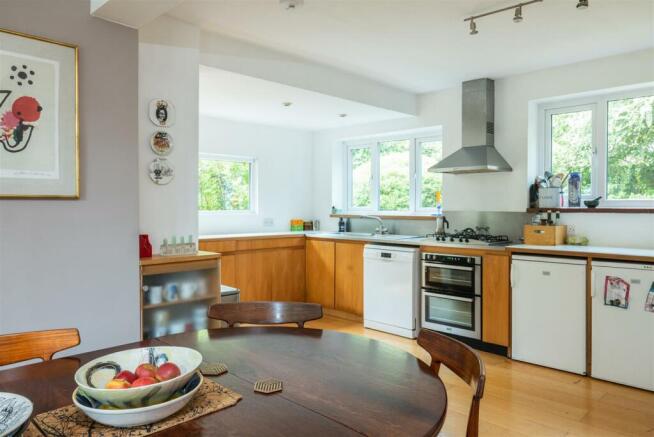 39 Ferrers Road BN7 1PY-21.jpg