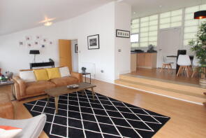 Flat 3/16, 149, Ingram Street, Glasgow G1 1DW