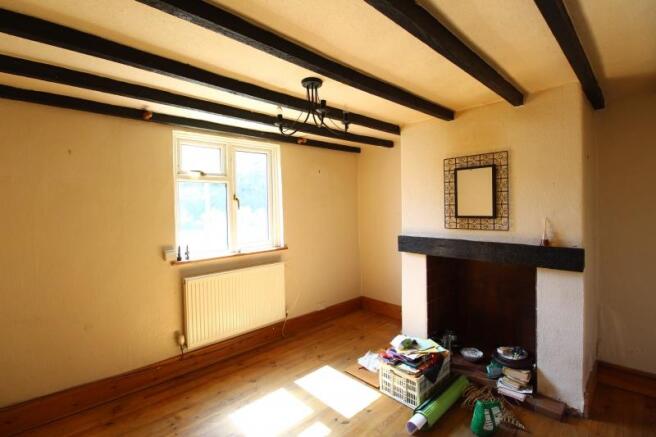 https://s3-eu-west-1.amazonaws.com/propertylab/allanmorris/property-images/standard/5105_23 Tilesford Cottages - Family Room.JPG