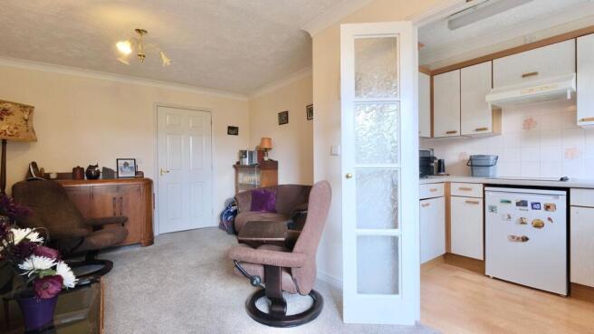 Photo 3