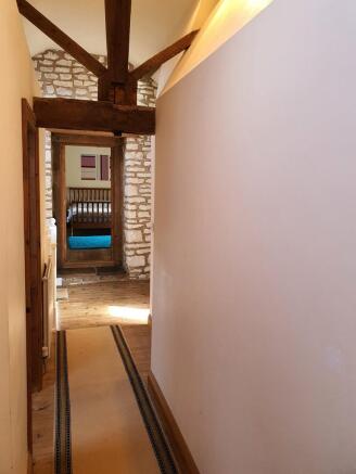 Photo 33