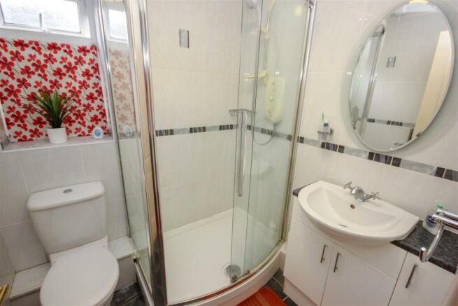 Shower room.jpg